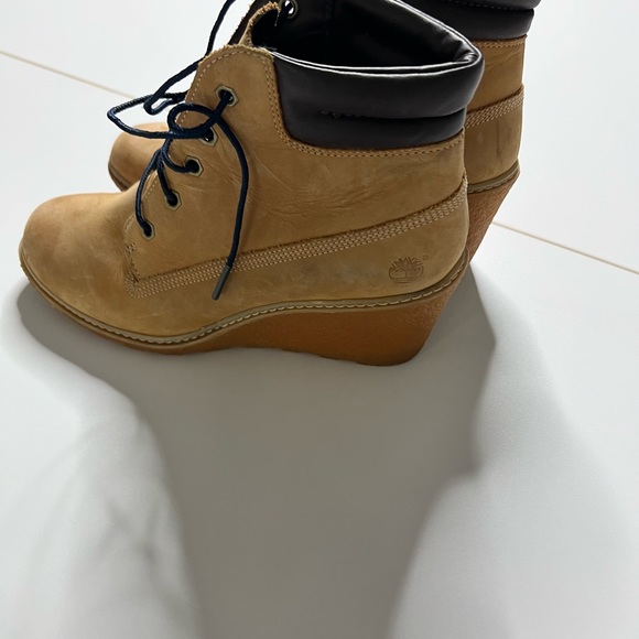 Timberland bootees for women size 7 good condition - Picture 7 of 7